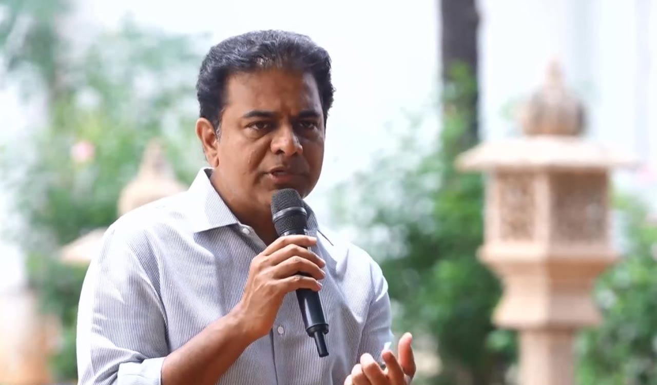 Kamareddy to see better days with KCR as its MLA, says KTR