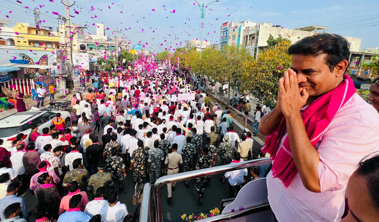 KTR promises to develop Sircilla on all fronts