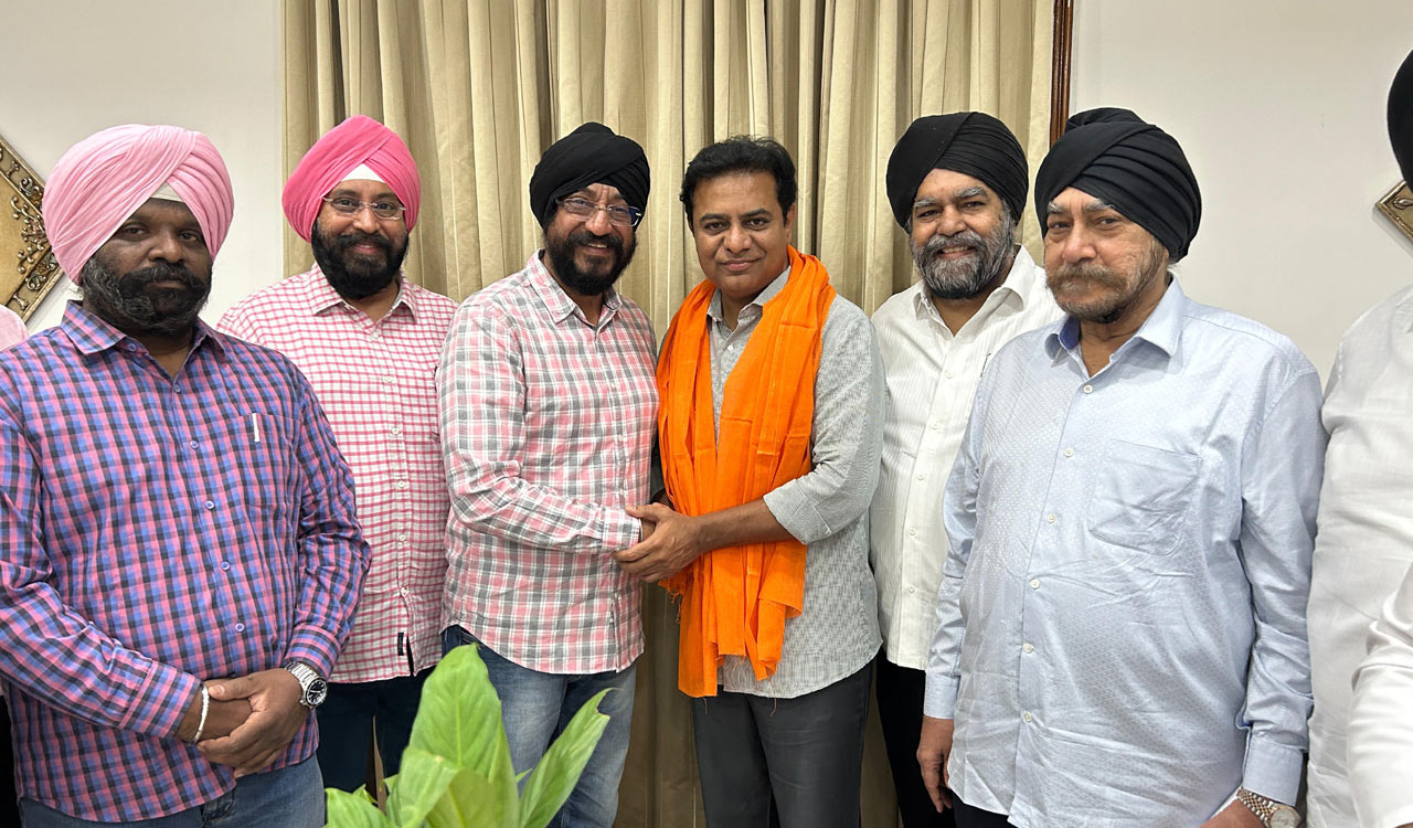 Telangana polls 2023: Sikh community leaders extend complete support to BRS