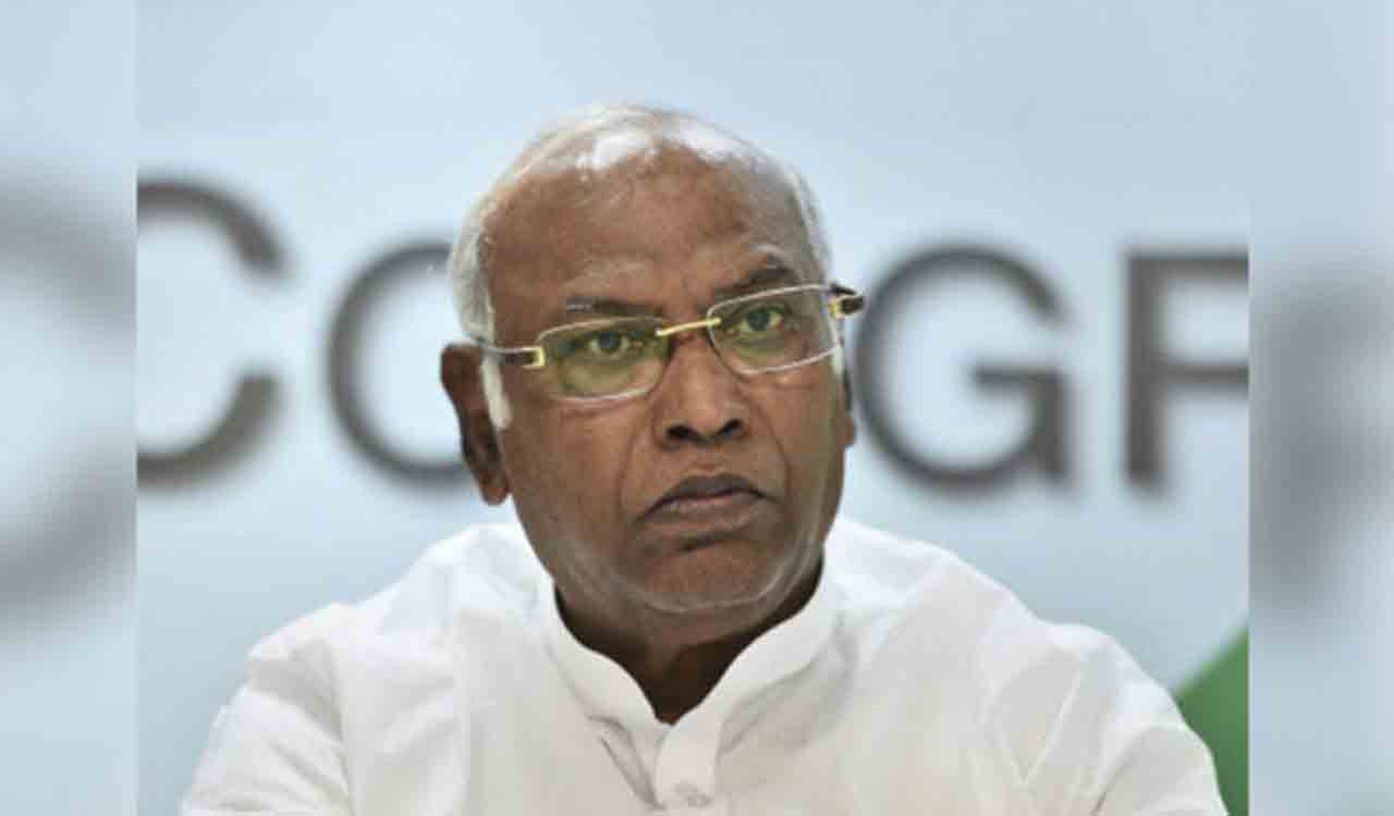 Kharge condemns suppression of dissent on Constitution Day