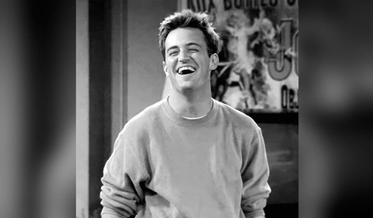 Man creates Chandler Bing AI chatbot in tribute to Matthew Perry