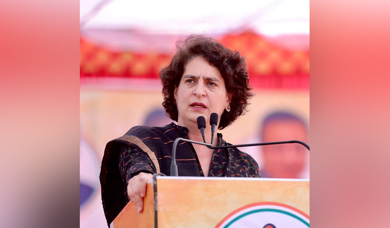 BRS to greet Priyanka Gandhi with black balloons