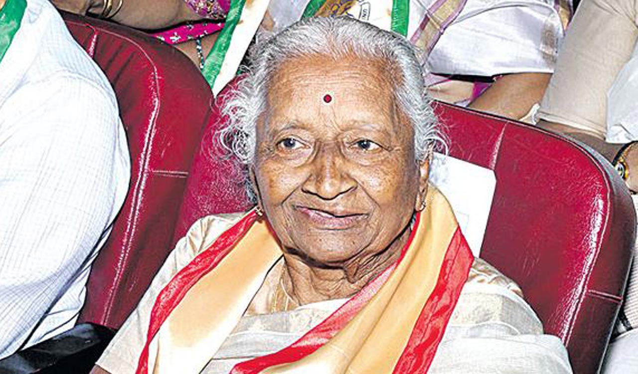 Age no bar: 93-year-old Hyderabad woman completes PhD