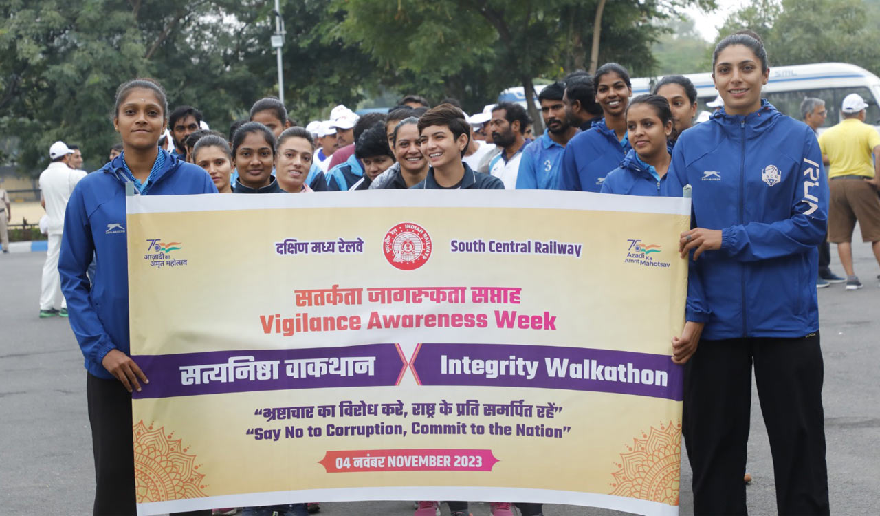 SCR organises ‘Integrity Walkathon’ as part of Vigilance Awareness Week