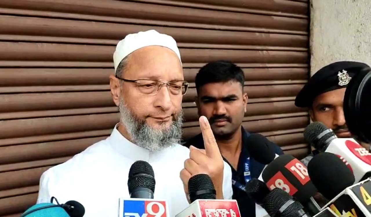 Telangana Assembly Elections: Asaduddin Owaisi Votes in Shastripuram