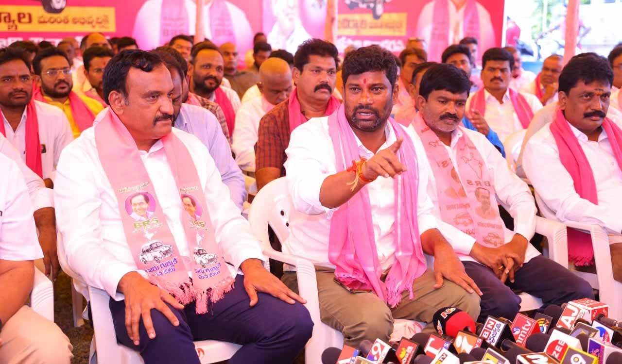 Suman slams Vivek for objectionable remarks against KCR