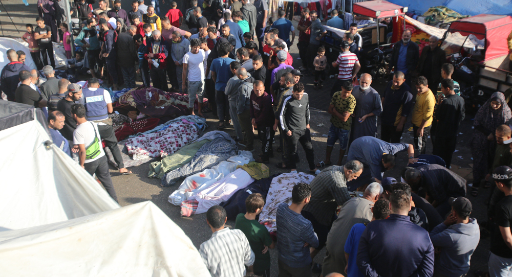 Palestinians voice despair amid Israeli attacks on Gaza's al-Shifa Hospital