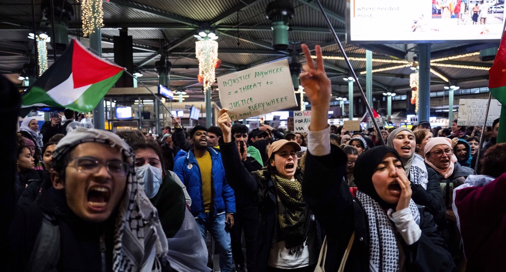 'Stop killing innocent kids': Pro-Palestinians rally inside Amsterdam's Schiphol airport