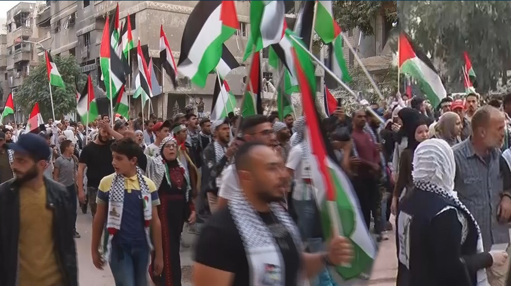 Protests in Yarmouk refugees camp in support for Gaza