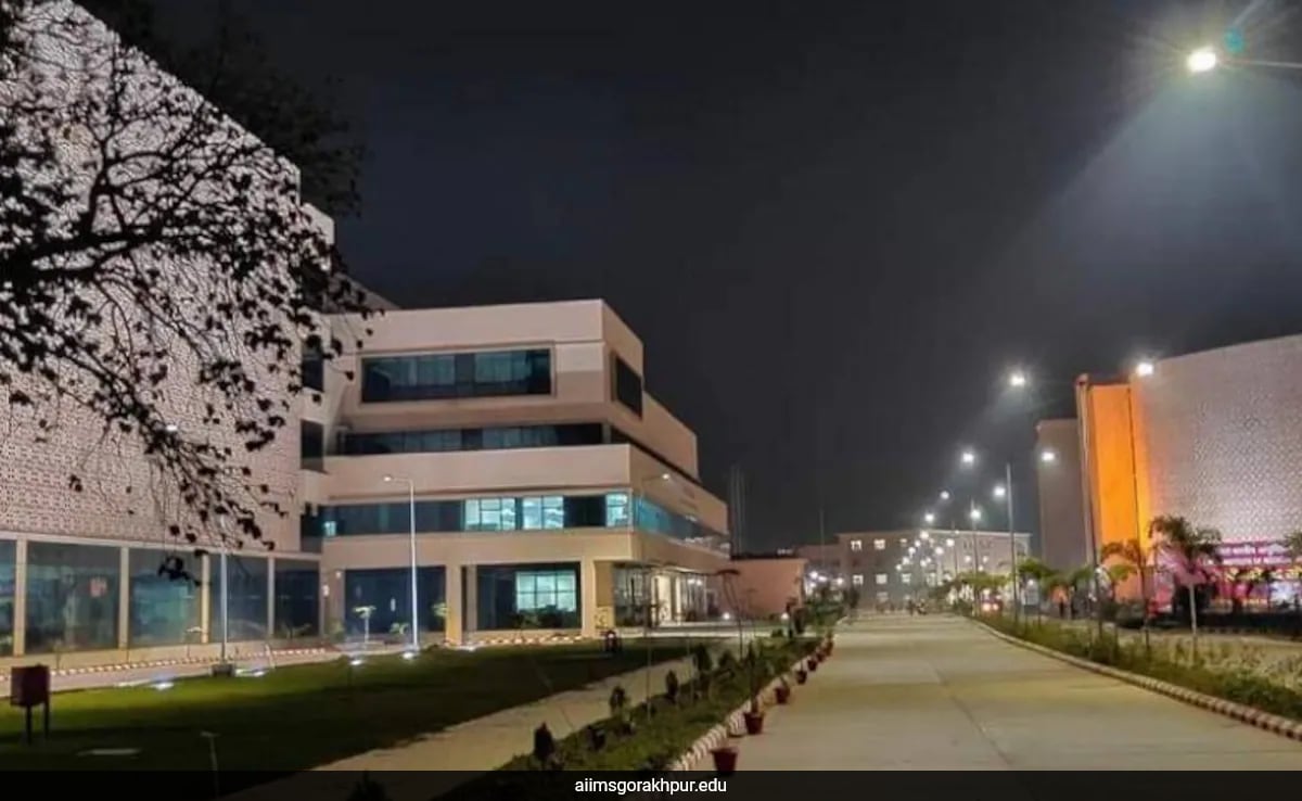 AIIMS Gorakhpur Recruitment 2023: 142 Vacancies Available, Maximum Salary Rs 1.77 Lakh