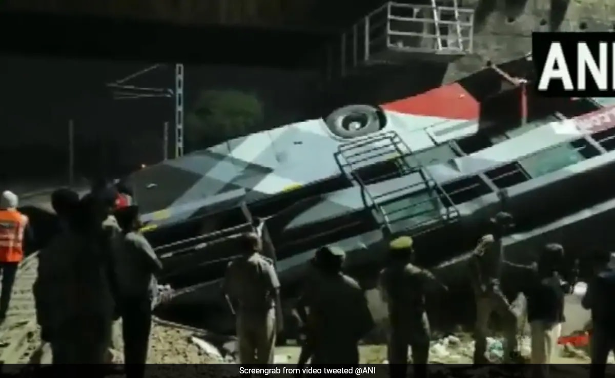 4 Killed, 34 Injured After Bus Falls On Railway Track In Rajasthan