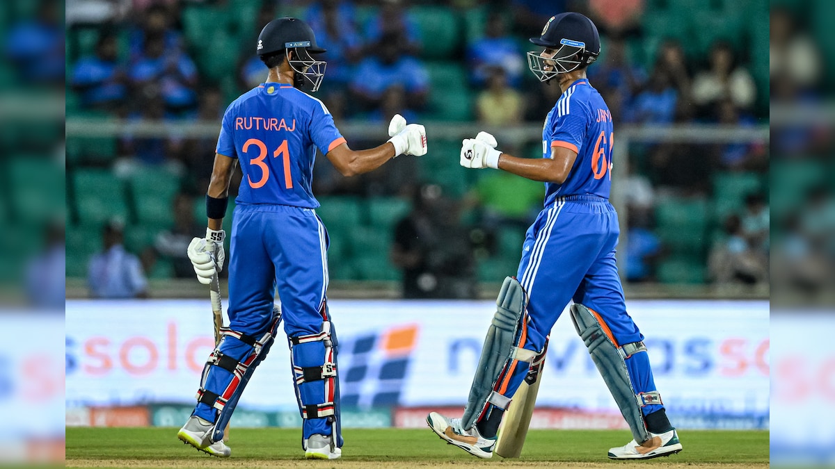 3rd T20I Live: Yashasvi Jaiswal Departs For 6, India 1 Down vs Australia