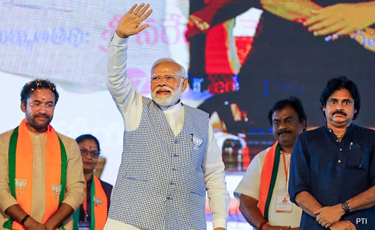 Need To Throw Out KCR's "Anti-Backward Class" Government: PM Modi