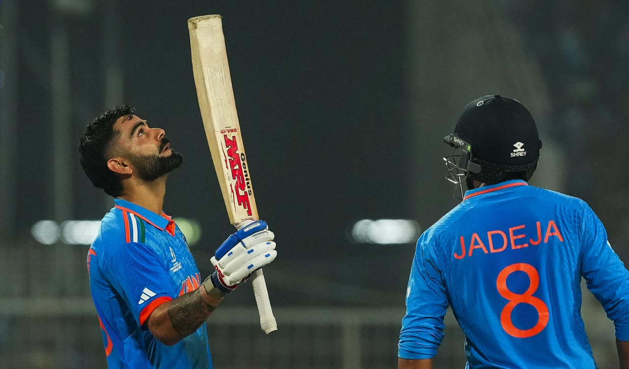 Here’s how Sachin Tendulkar reacted to Virat Kohli equalling his record of 49 ODI centuries