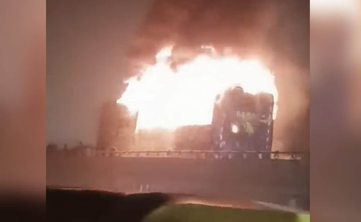 2 Dead As Passenger Bus Catches Fire On Gurugram-Jaipur Highway