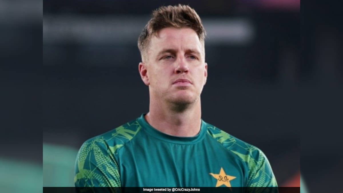 Pakistan Bowling Coach Morkel Quits After Disastrous World Cup Campaign