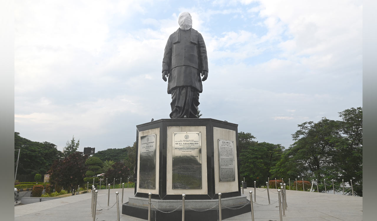 Poll code: Statues of all political leaders under wraps in Hyderabad