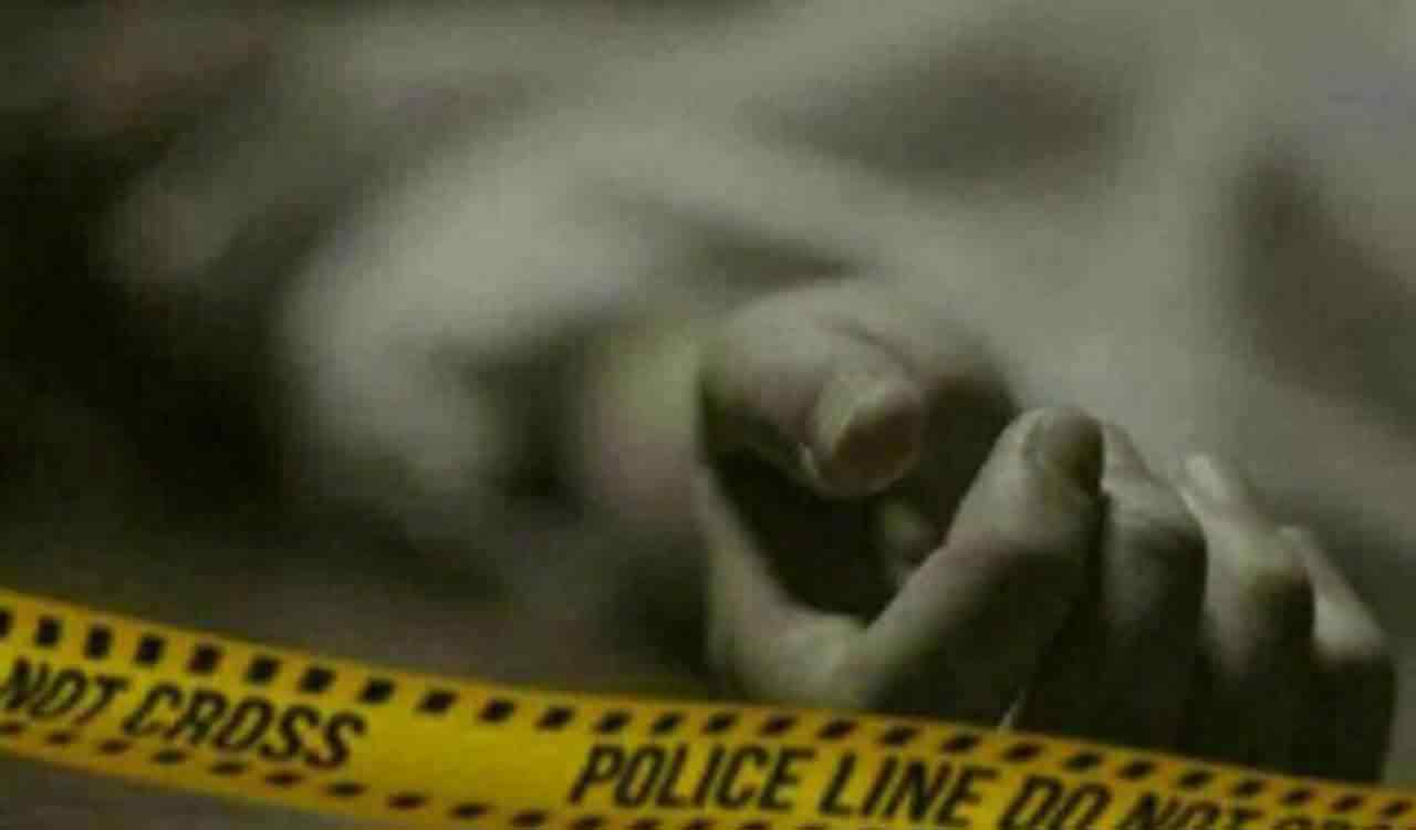 Woman ends life along with toddler son in Karimnagar