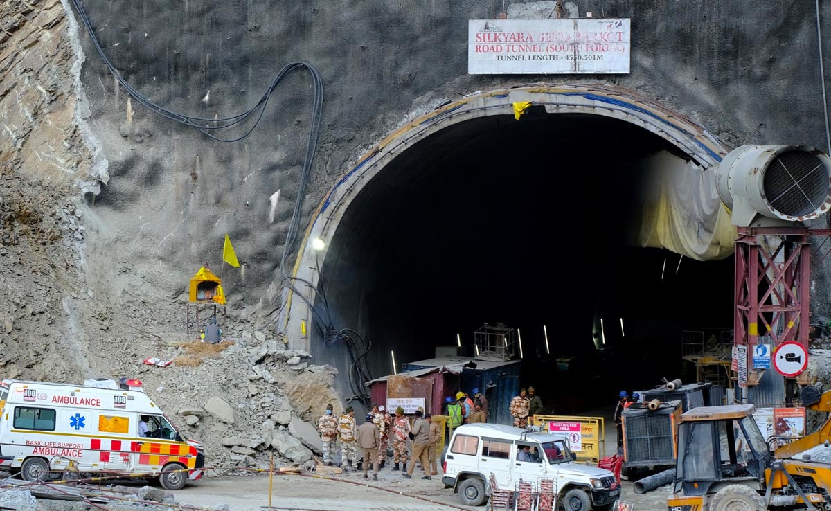 Manual Drilling To Save Tunnel Workers Likely Today, But May Take Days, Even Weeks