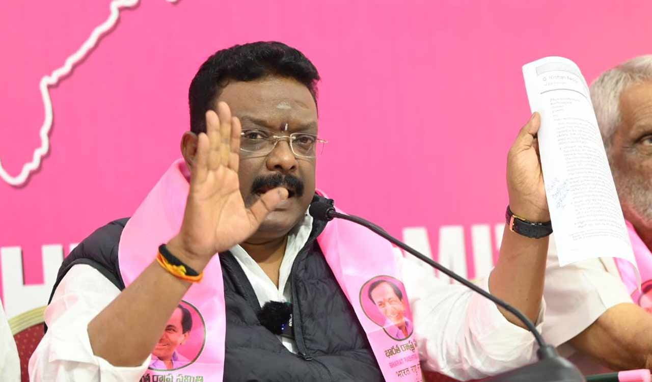 Telangana: Dasoju Sravan slams Revanth Reddy