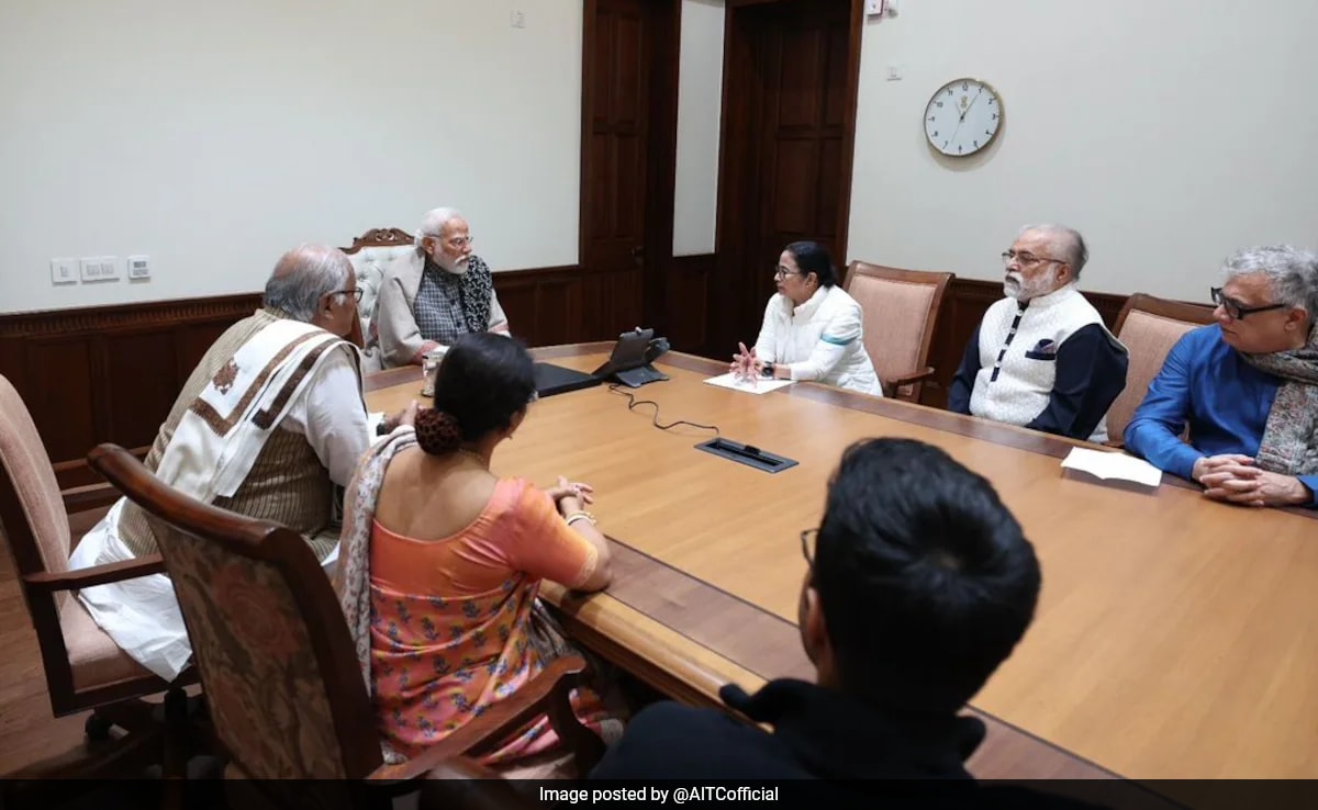 Mamata Banerjee Meets PM Modi In Delhi Over Bengal's Pending Dues