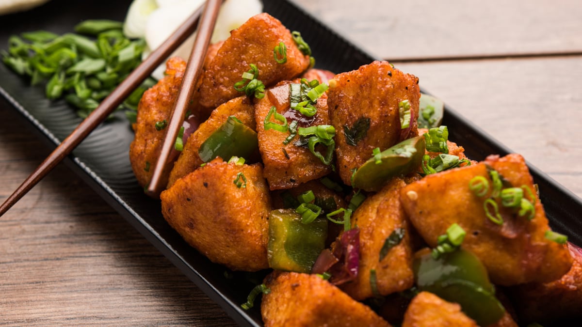 Move Over Regular Idlis, Try These Crispy Beetroot Delights for Tea Time Hunger Pangs