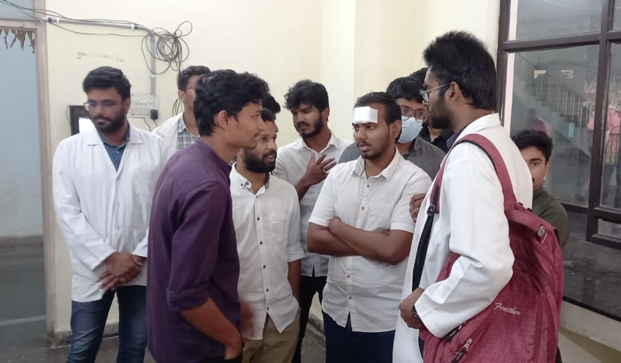 RIMS junior doctors end protest in Adilabad