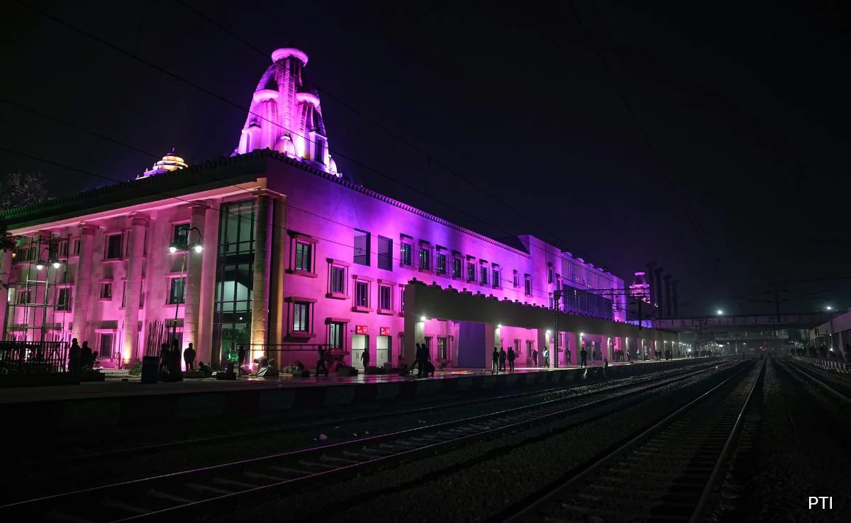 5 Facts On Ayodhya Station: Largest Concourse, Lord Ram Murals And More