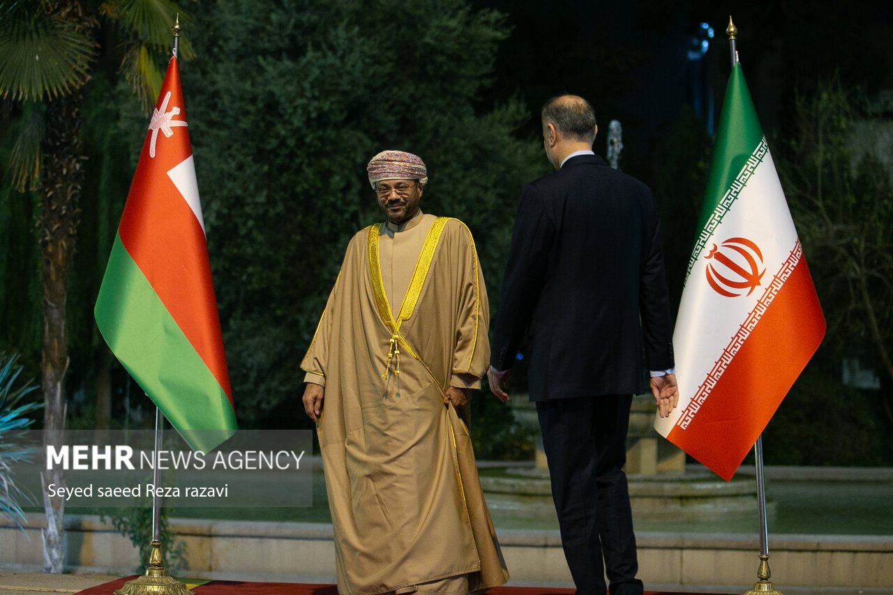 Amir-Abdollahian welcomes Omani counterpart in Tehran