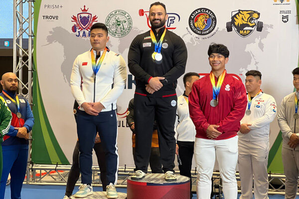 Iran’s Tahmasebi grabs gold at Asian Powerlifting C'ships