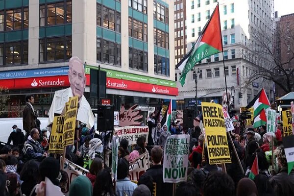 VDIEO: Marchers in NYC call on Yemen to continue attacks