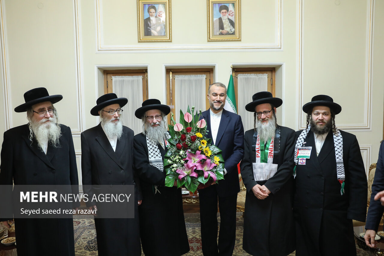 Amir-Abdollahian's meeting with anti-Zionist Jews leaders