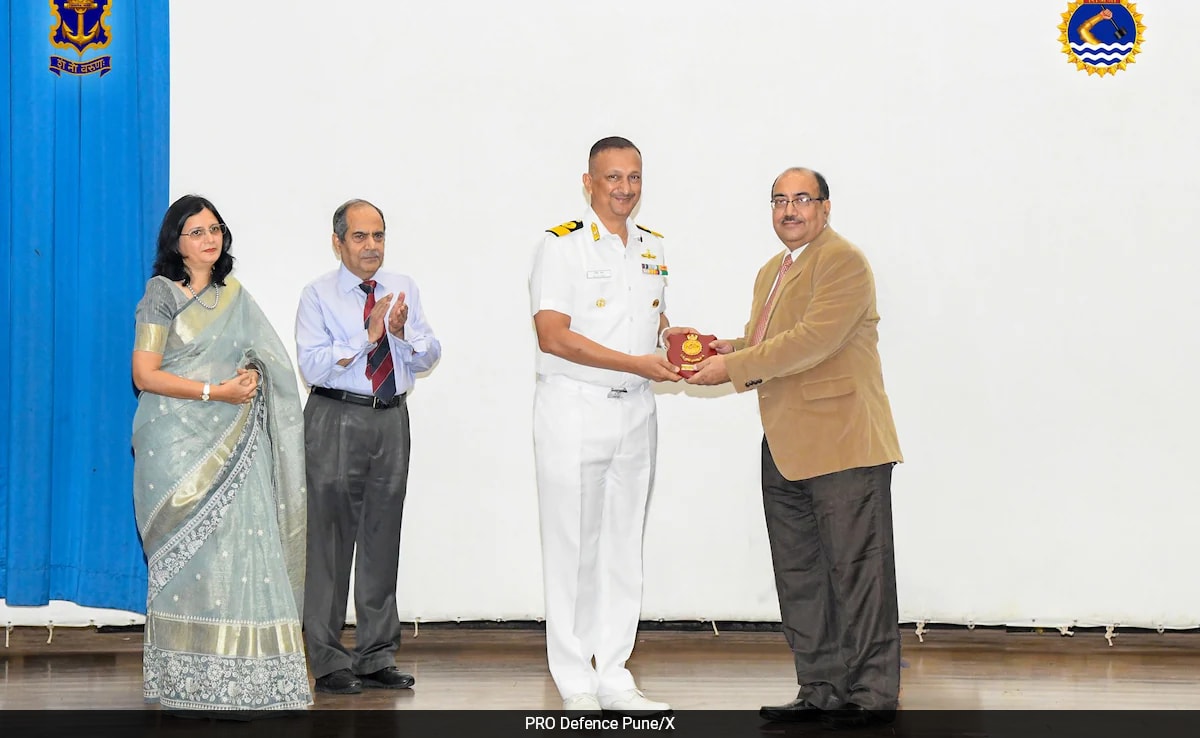 INS Shivaji Gets 'Vir Chakra' Of Late Vice-Admiral Chowdhury