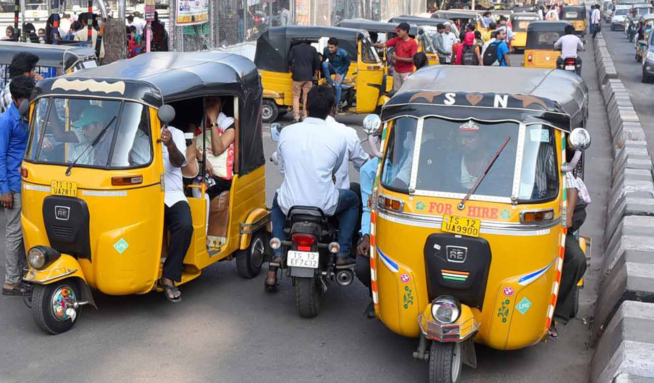 Auto rickshaw drivers worry over dent in income with Maha lakshmi scheme