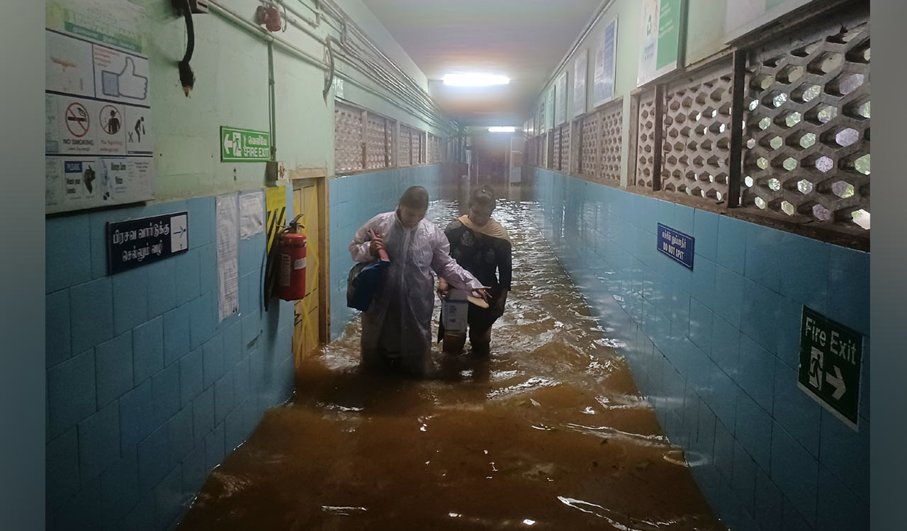 As Cyclone Michaung continues to wreak havoc in TN, Chennai faces massive water-logging