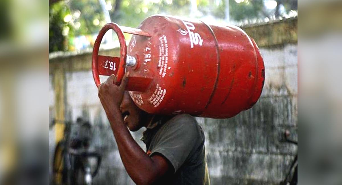 Commercial gas cylinder price increased