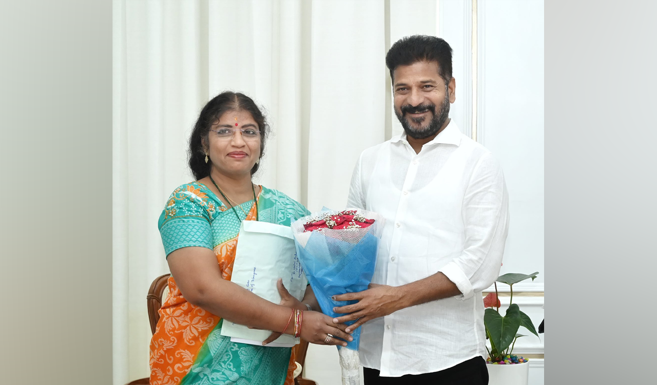 Former DSP Nalini meets CM Revanth Reddy