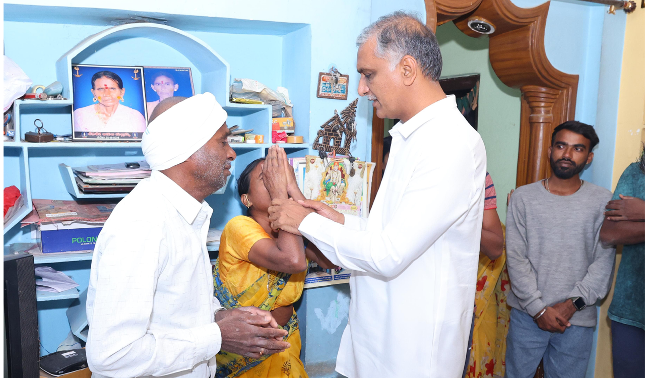 Harish Rao assures to support constable Akula Naresh’s family