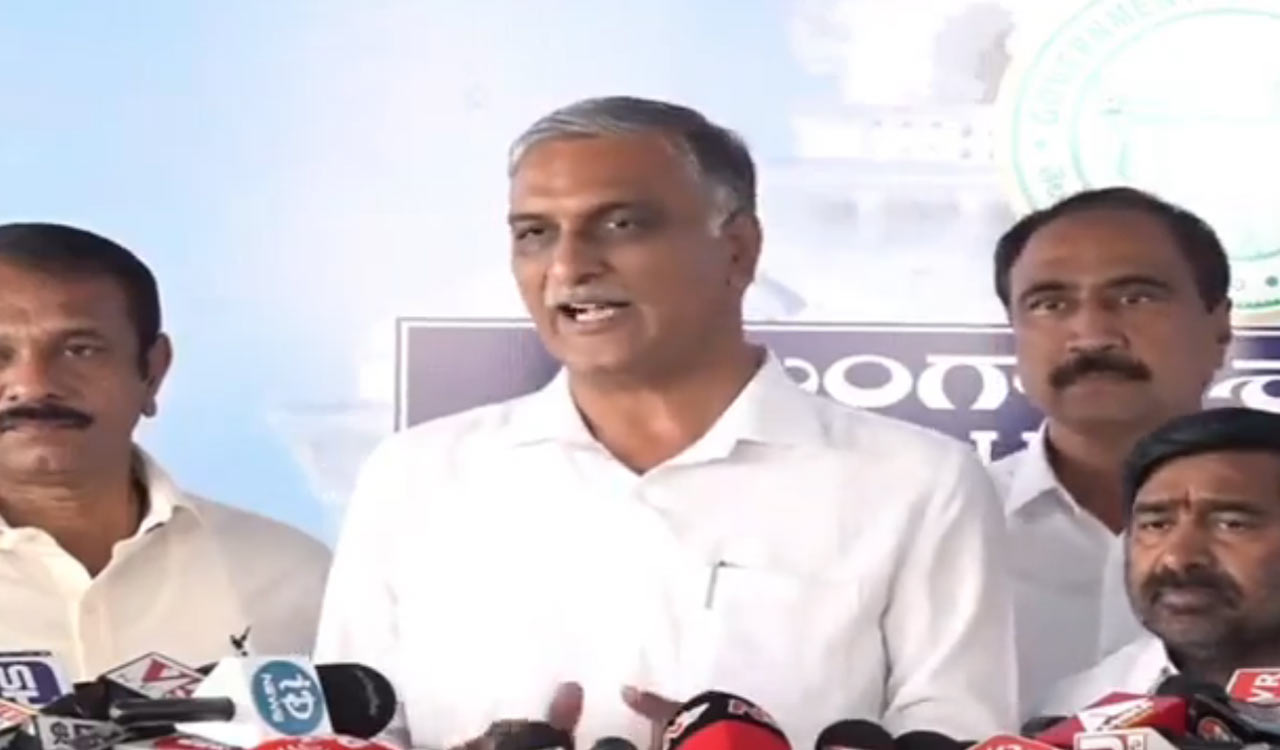 Jeevan Reddy criticising Harish Rao for Ministerial berth: Deshapathi Srinivas