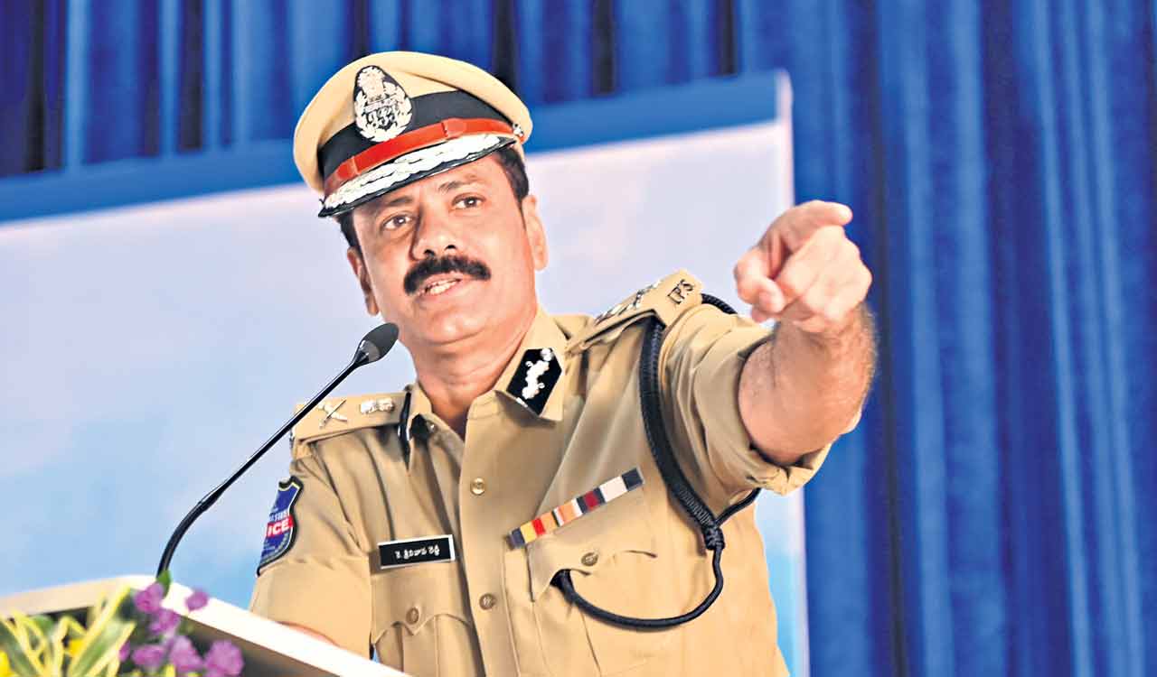 Transparent probe on into tapping case, says CP Sreenivasa Reddy