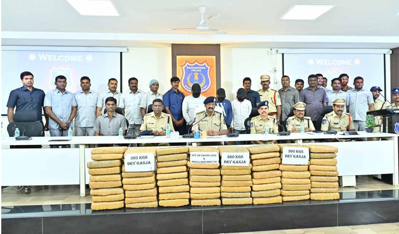 Hyderabad: Interstate drug peddling gang busted, 360 Kg marijuana seized