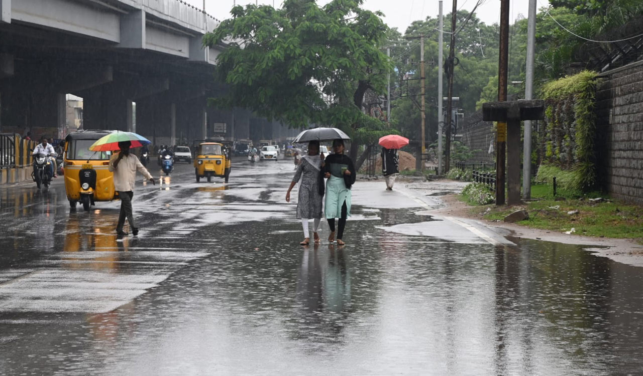 IMD forecasts heavy rains for Telangana