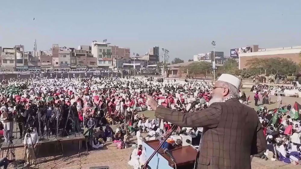 Pakistani women, kids rally in support of Gaza