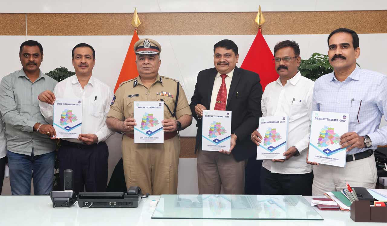 DGP Ravi Gupta unveils ‘Crime in Telangana – 2022’