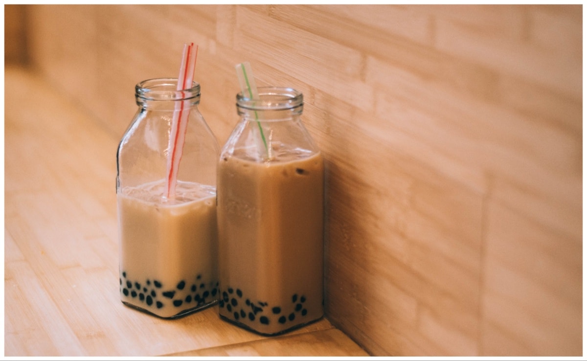 Doctors Remove 300 Kidney Stones From Woman Who Only Drank Bubble Tea