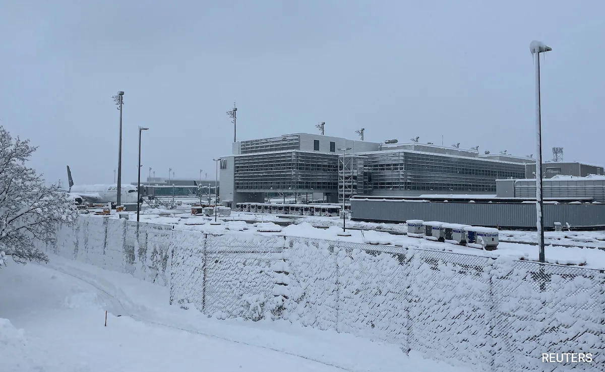 Munich Airport Shut, Flights, Trains Hit As Heavy Snow Paralyses Germany