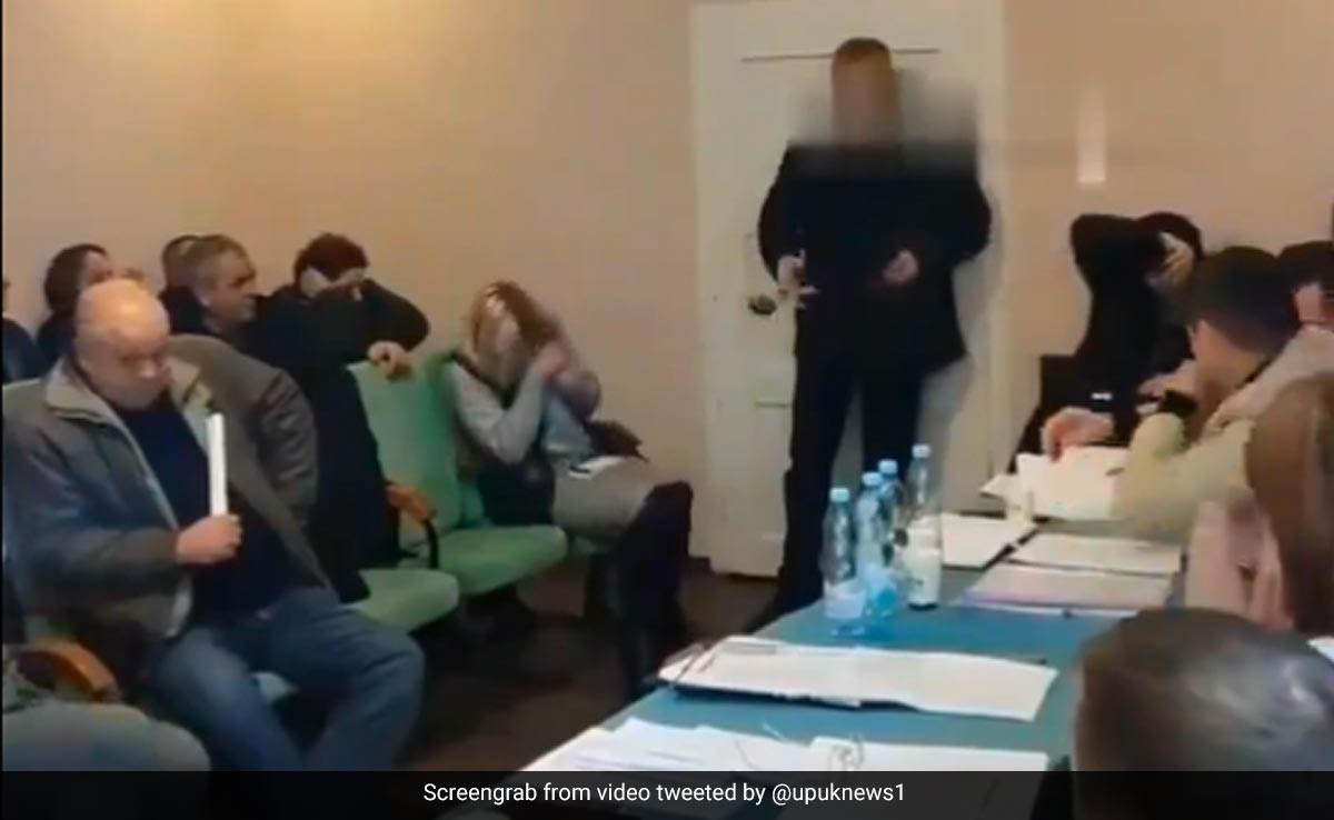 Ukrainian Councillor Throws Grenades At Colleagues At Meeting, 26 Injured