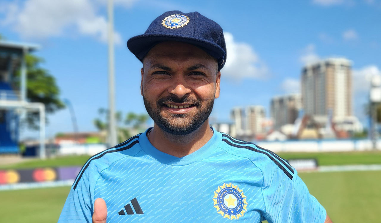 Will have good innings in life with my wife too, says Indian cricketer Mukesh after marriage