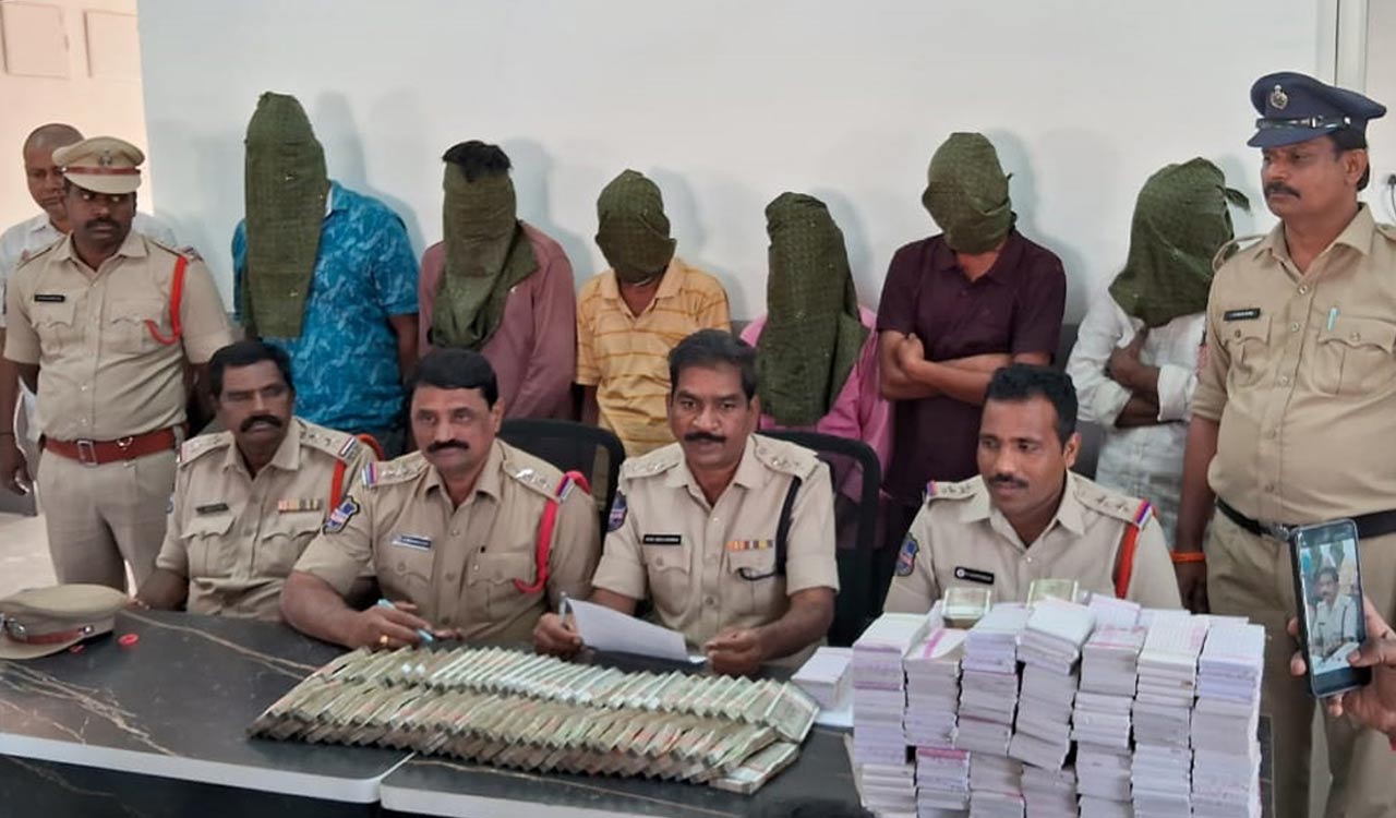 Gang cheating public in garb of hidden treasures nabbed in Kothagudem