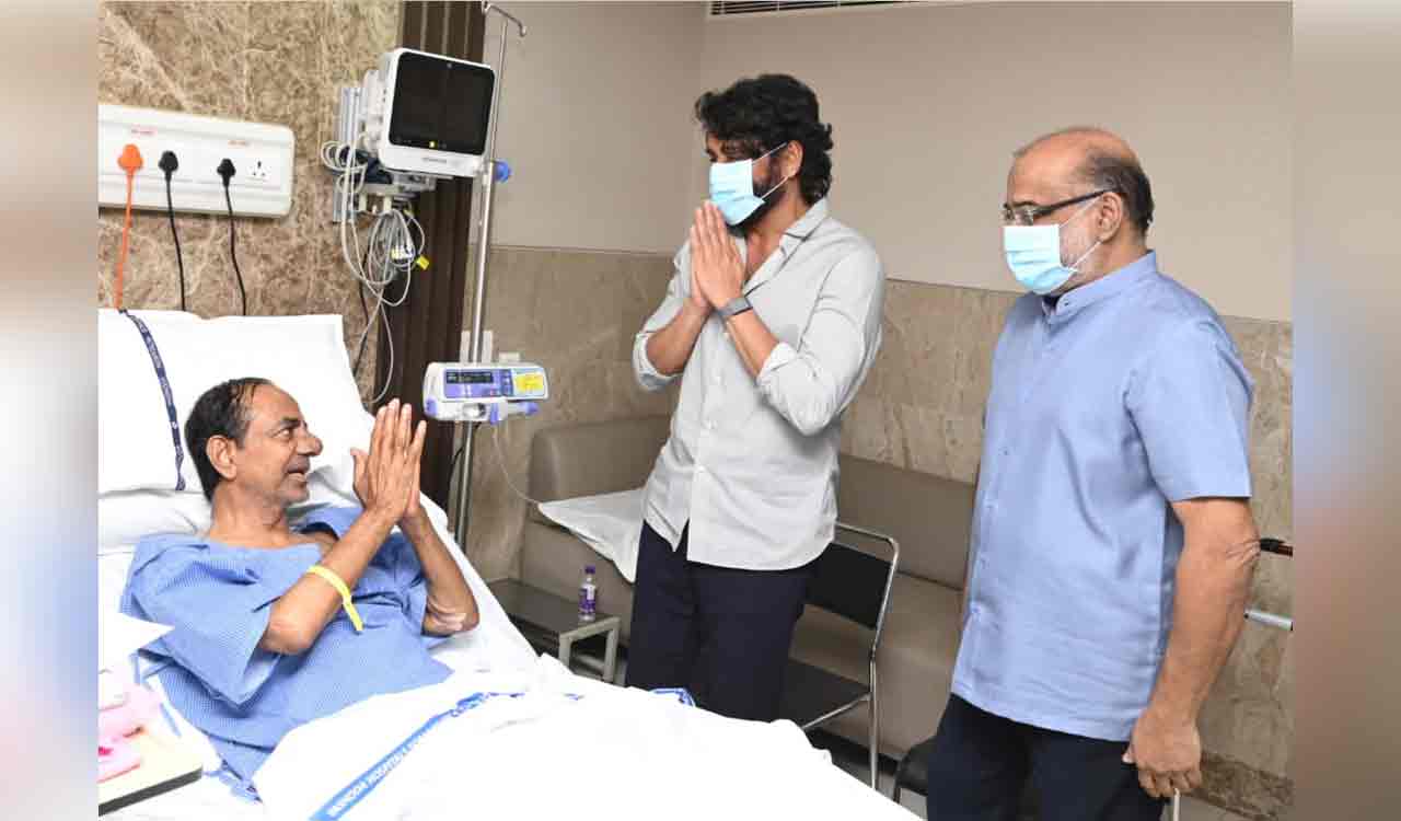 Akkineni Nagarjuna meets ailing KCR at Hospital